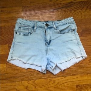 Francesca's blue short shorts